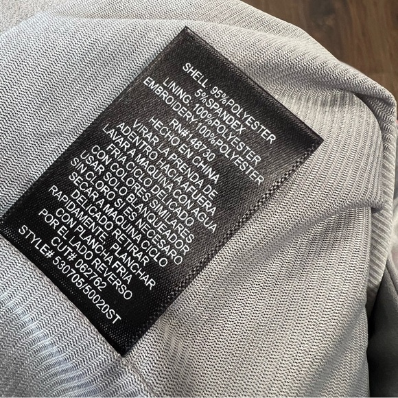 🆕 ECI Floral Embroidery Midi Skirt SZ SM - Picture 5 of 5